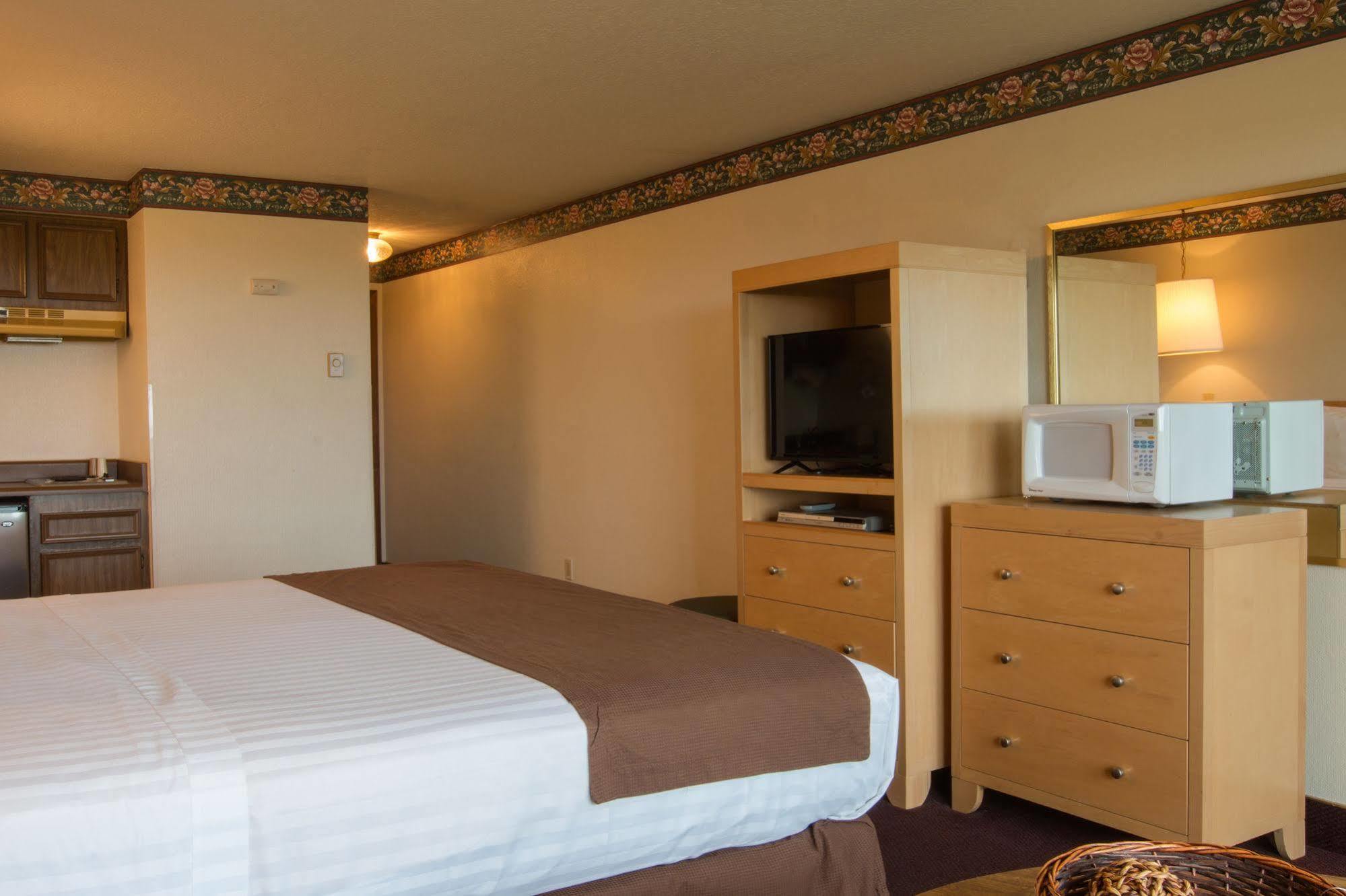 Hi Tide Oceanfront Inn Seaside Εξωτερικό φωτογραφία