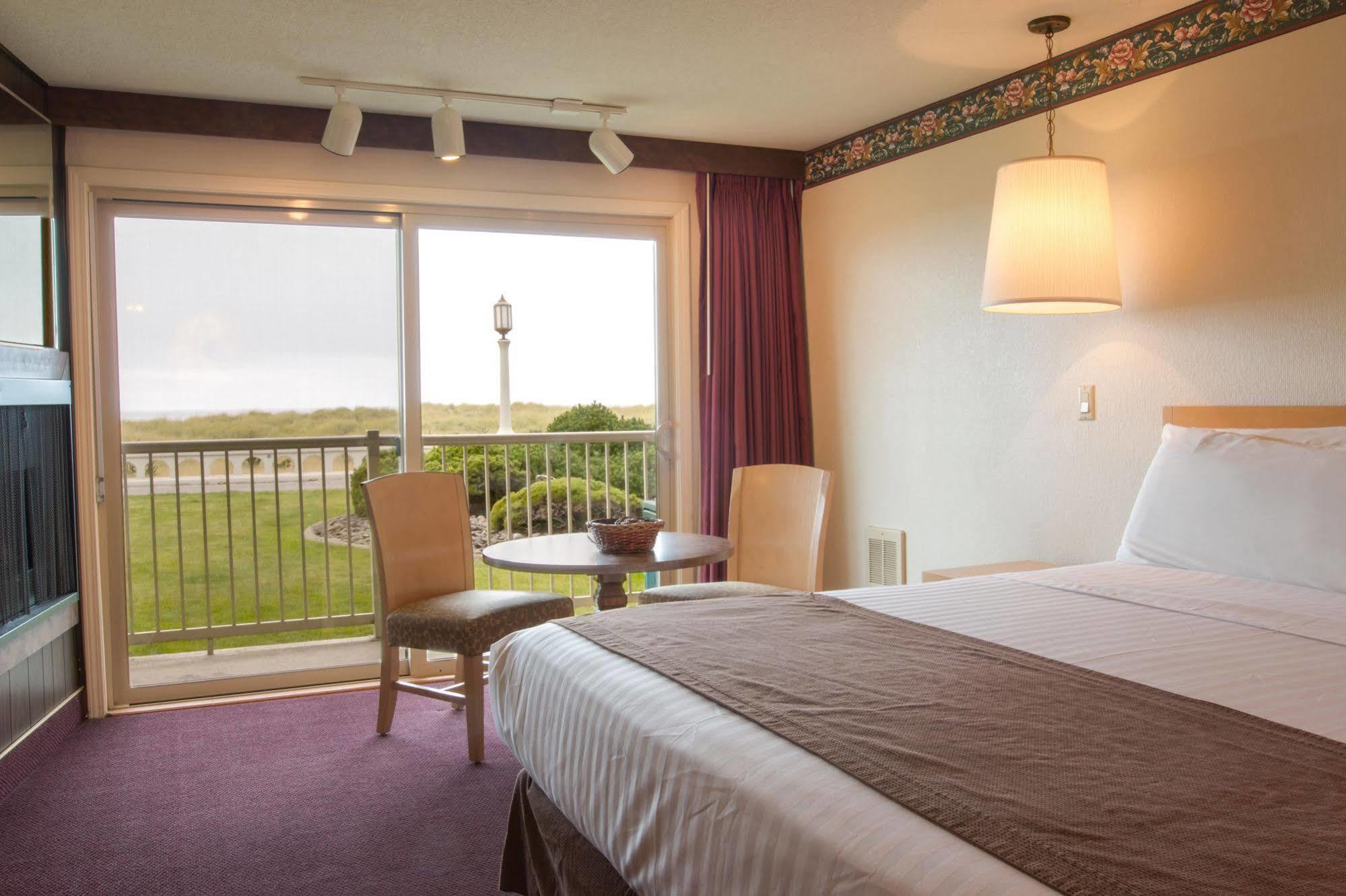 Hi Tide Oceanfront Inn Seaside Εξωτερικό φωτογραφία
