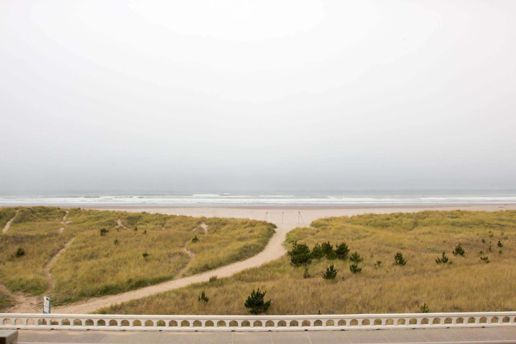 Hi Tide Oceanfront Inn Seaside Εξωτερικό φωτογραφία